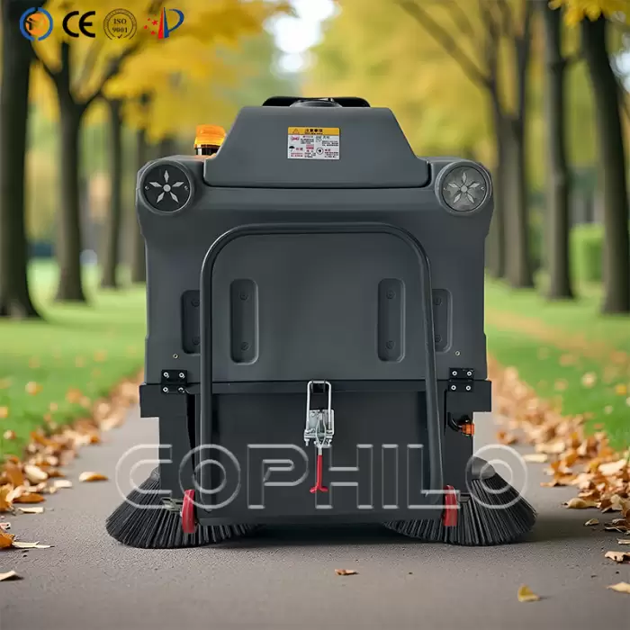 Battery Operated Electric Street Sweeper — image 4