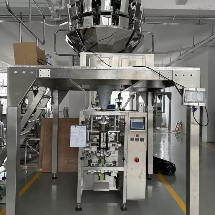 Full Automatic Coffee Beans Pillow Bag Packing Machine — image 4