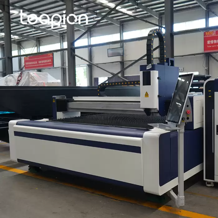 2000W CNC Fiber Metal Laser Cutting Machine with Automatic Exchange Table — image 5