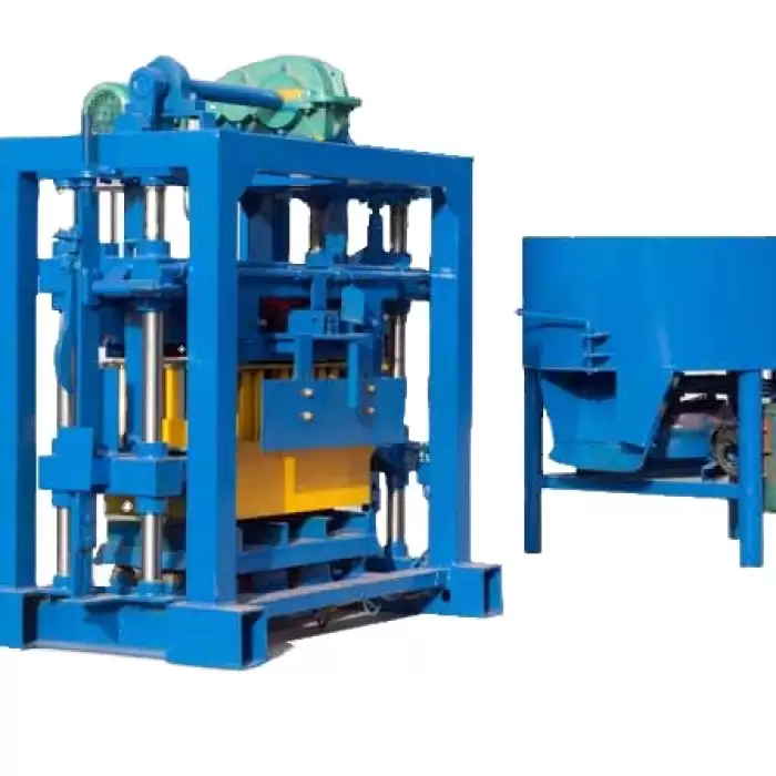 QT40-2 Manual Vibration Engine Cement Hollow Block Making Machine — image 3