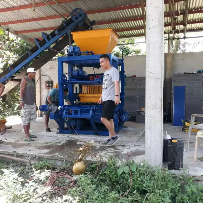 QT 4-24 Semi-automatic Concrete Hollow Block Making Machine — image 5