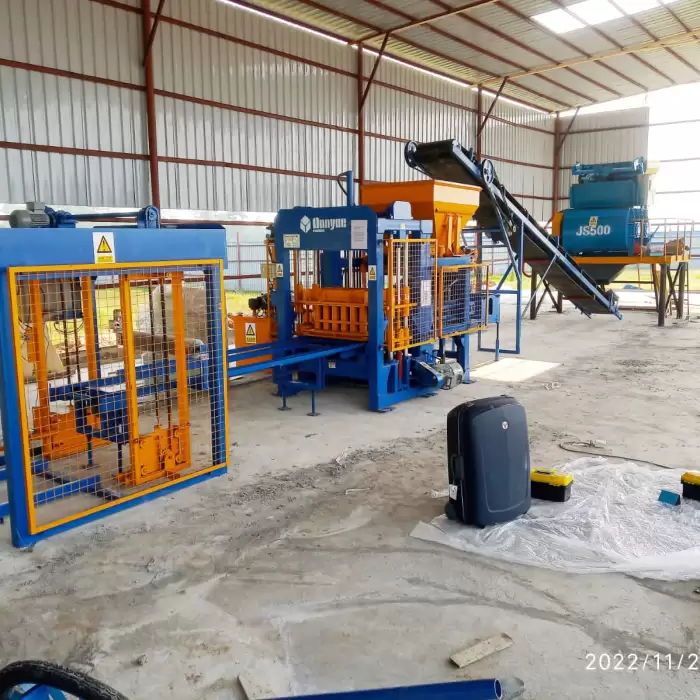 Automatic Block Making Machine QT4-15 — image 4