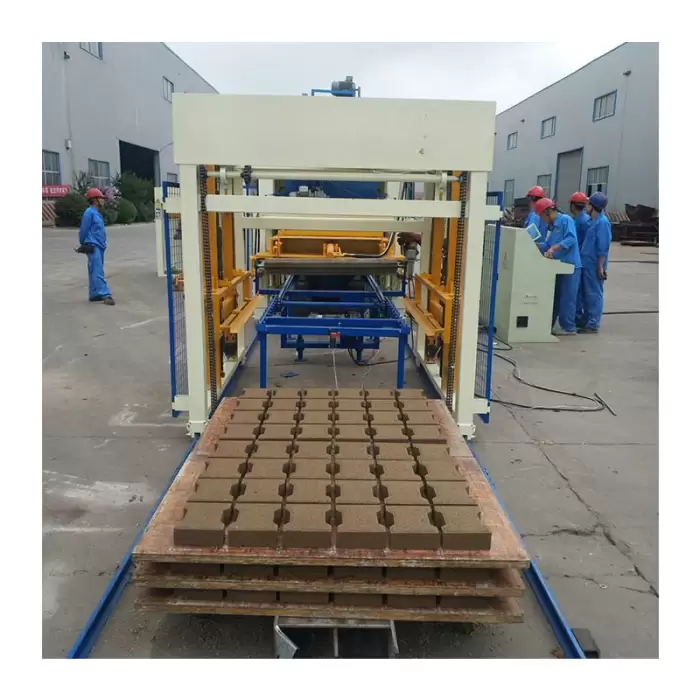 Fully Automatic Cement Block Making Machine QT10-15 — image 2