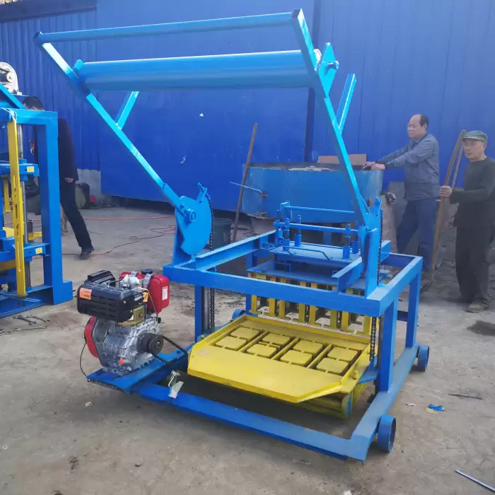 Diesel Mobile Concrete Brick Making Machine — image 4