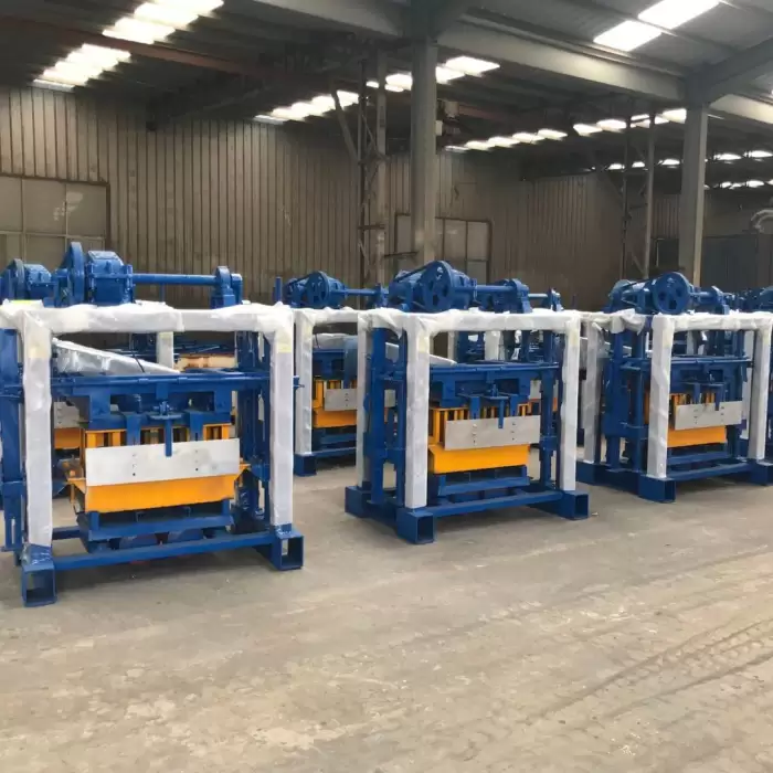 Concrete Brick Making Machine Equipment — image 3