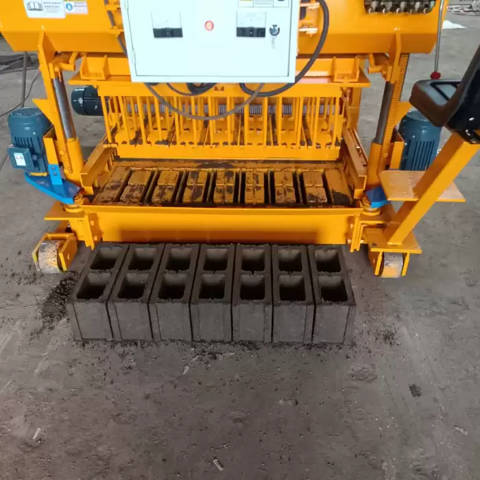 Egg Layer Brick Making Machine — image 4