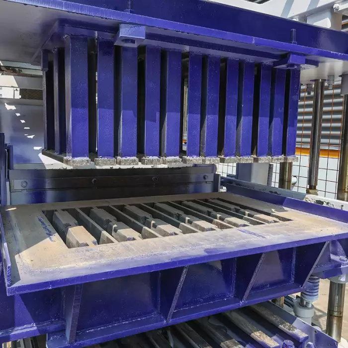 Full Automatic Paver Brick Making Machine — image 4