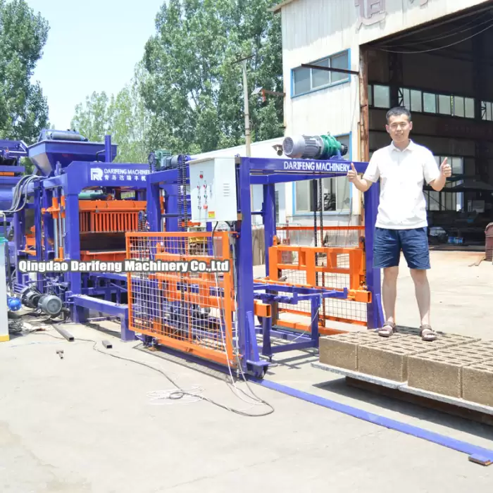 Strong Power QT8-15 Automatic Hydraulic Block Maker — image 3