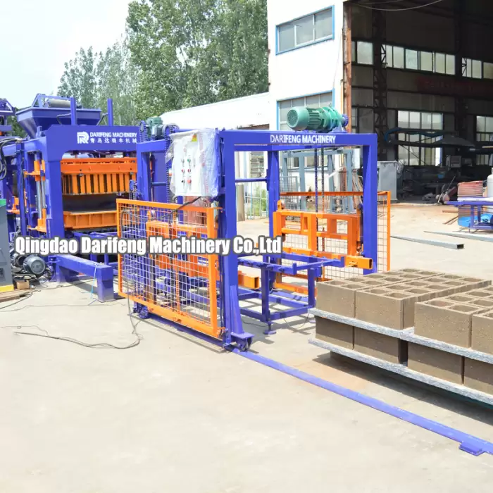 QT10-15 Fully Automatic Hydraulic Interlocking Block Machine — image 2