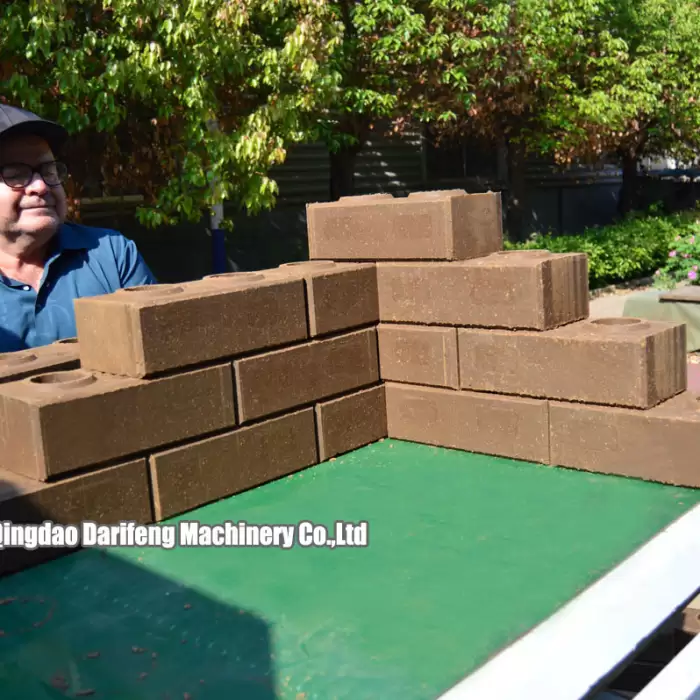 DF5-10 Fully Automatic Soil Interlocking Brick Machine — image 5