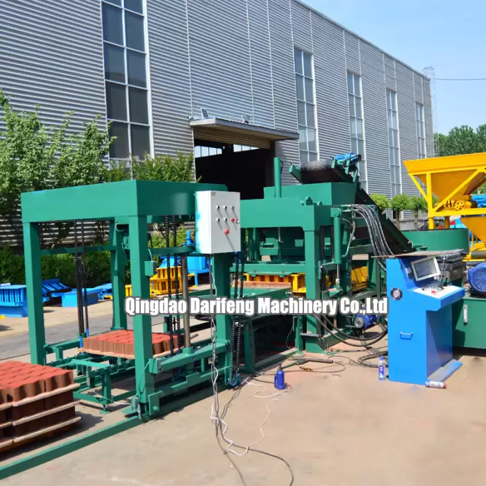 QT4-18 Automatic Brick Making Machine — image 2