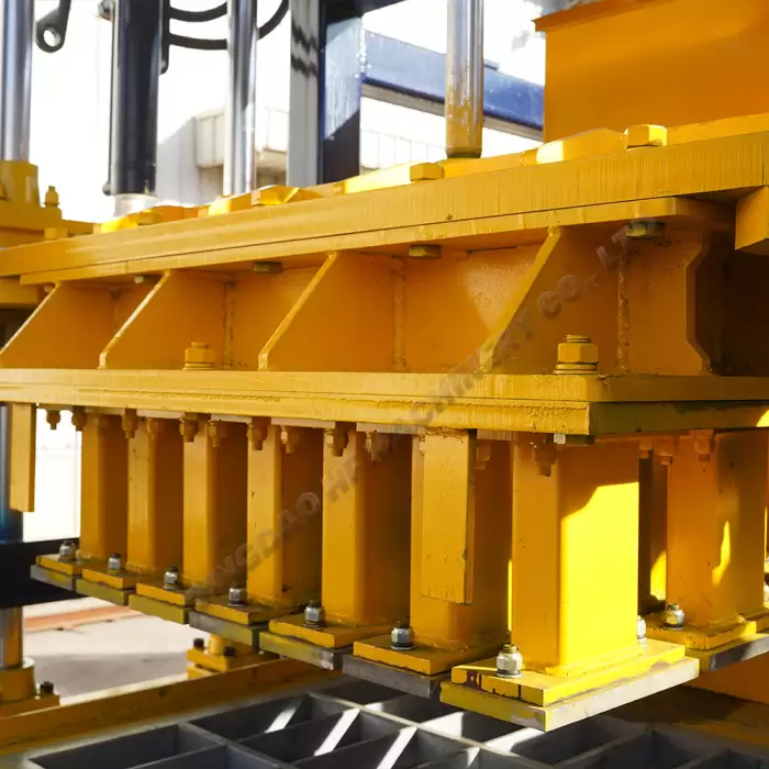 HF H1800 Automatic Cement Hollow Machine — image 5