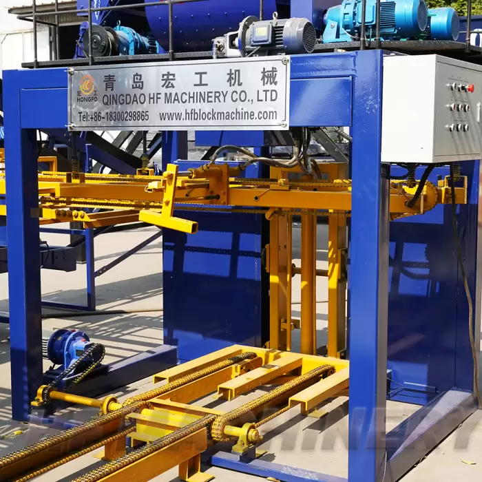 QT15-15 Eco-Brick Manufacturing Machine — image 3
