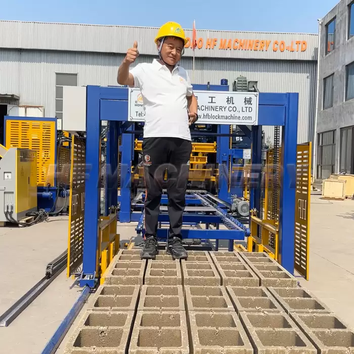 QT15-15 Eco-Brick Manufacturing Machine — image 5