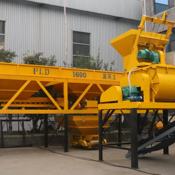 QT7-15 New Design Hydraulic Hollow Block Machine — image 4