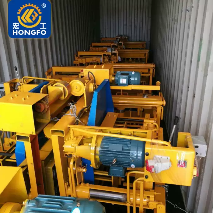 QTM4-30 Egg Layer Mobile Brick Block Making Machine — image 3