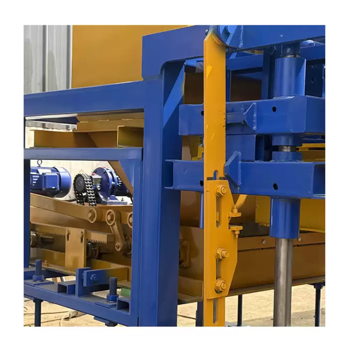 QTJ4-28 Semi Automatic Hollow Paving Block Making Machine — image 3