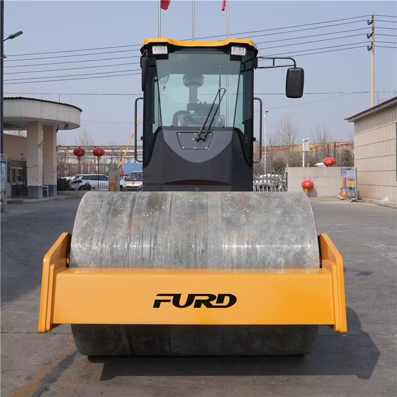 Heavy Duty Single Steel Wheel Vibratory Roller 10 Ton Smooth Drum Soil Compactor — image 5