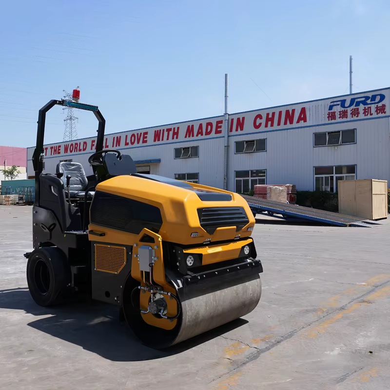 3000 Kg Combination Road Roller with Front Vibrating Smooth Drum and Rear Pneumatic Tires — image 2
