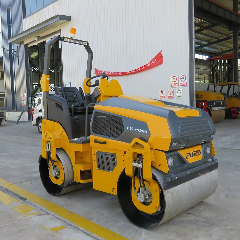 Dual-Vibration 3 Ton Asphalt Compactor Road Roller — image 6