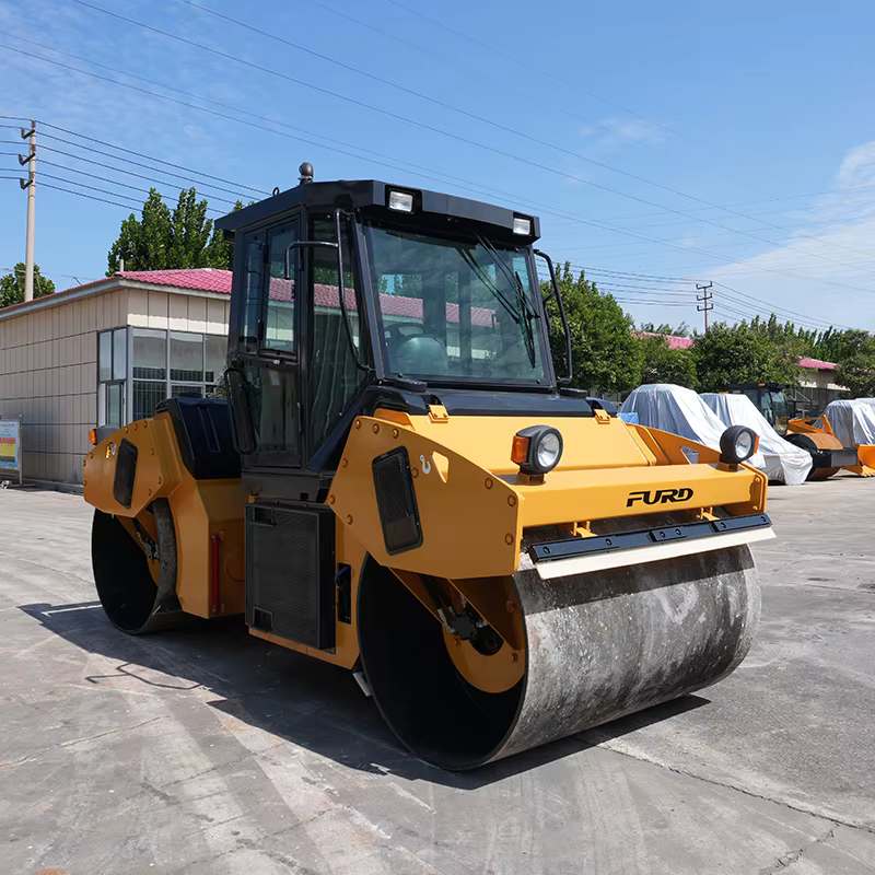 Heavy Duty 10 Ton Vibratory Tandem Drum Roller Compactor — image 3