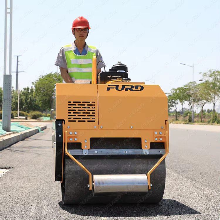 Pedestrian Driveways and Pathways Compacting Small Vibratory Roller — image 3