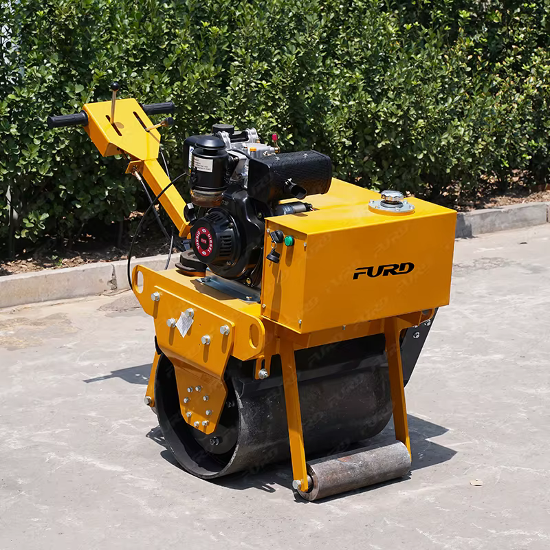 FURD Vibratory Asphalt Road Roller Soil Compactor — image 2