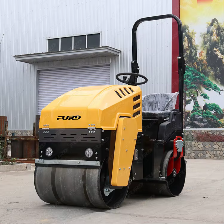 Diesel Vibratory Road Roller Compactor — image 5