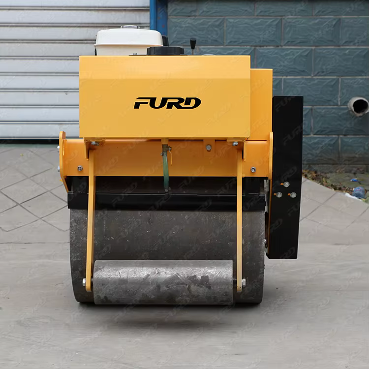 Diesel Petrol Engine Motor Mini Road Roller FYL-700 — image 3
