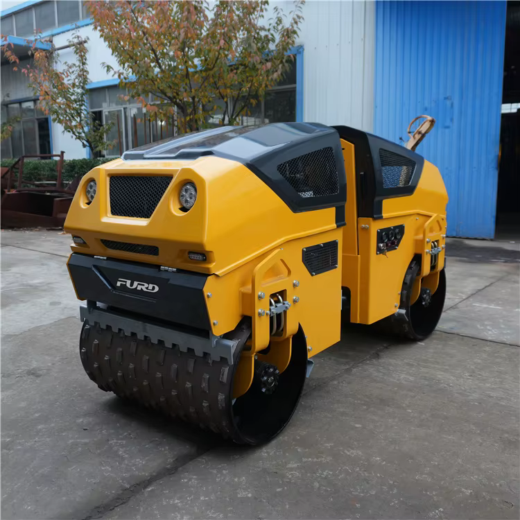 RC Vibratory Road Roller Compactor Wireless Trench Roller — image 4