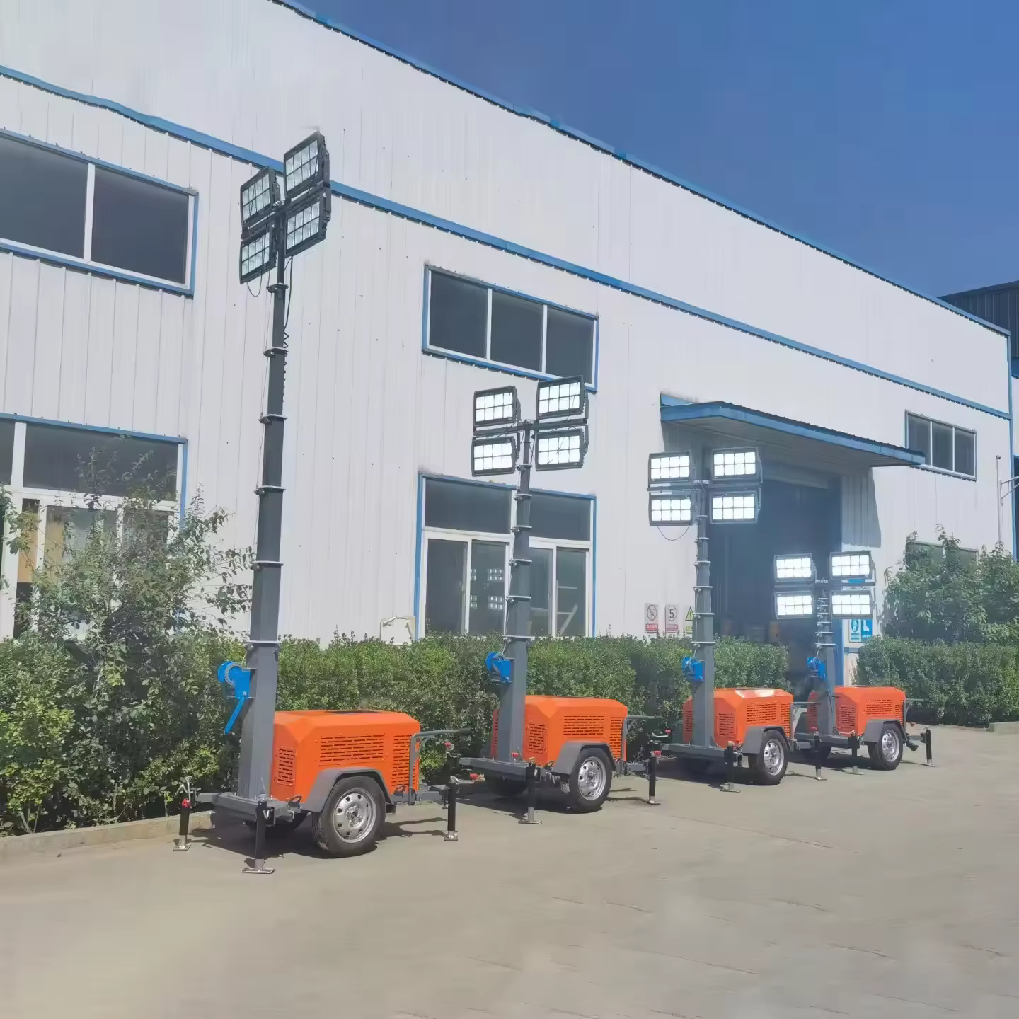 7m Portable Industrial Lighting Tower with Diesel Generator — image 3