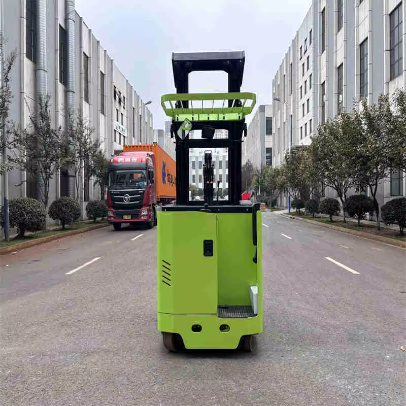 Younglift Electric Single Scissor Lift Fork Truck 3 Ton Capacity — image 4