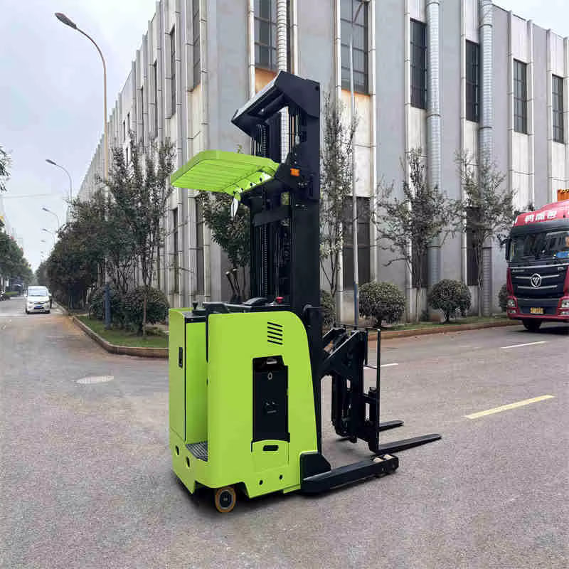 Younglift Electric Single Scissor Lift Fork Truck 3 Ton Capacity — image 5