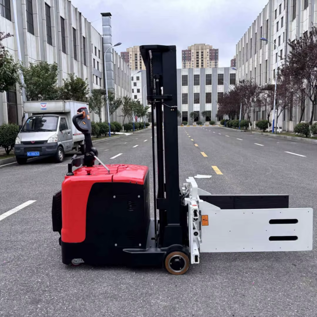Electric Stacker with Paper Roll Clamp Attachment 6m 1-5 Ton — image 3