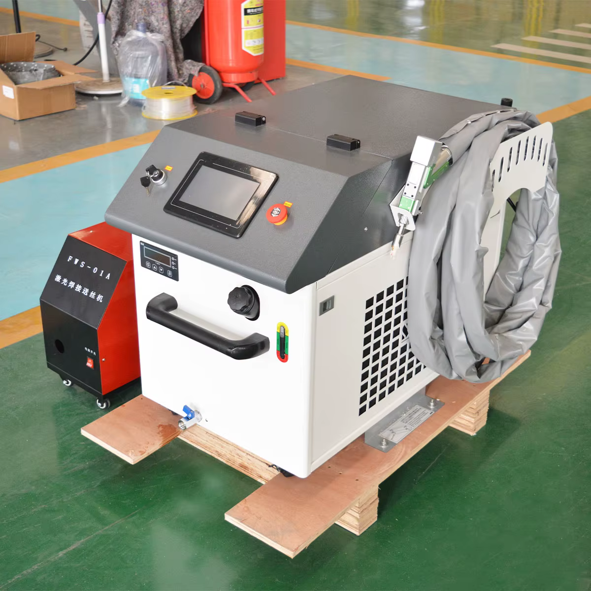 Hand Held Fiber Laser Welding Machine 1500W-3000W — image 4