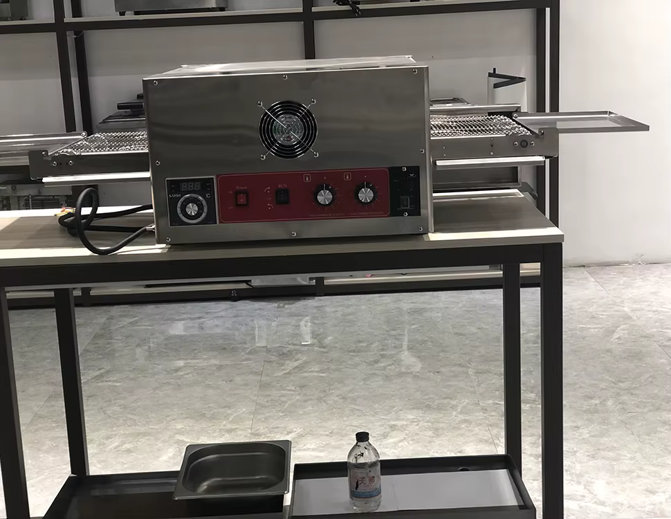 Commercial Professional Industrial Authentic Bread Conveyor 12 Inch High Baking Capacity Electric Pizza Oven — image 2