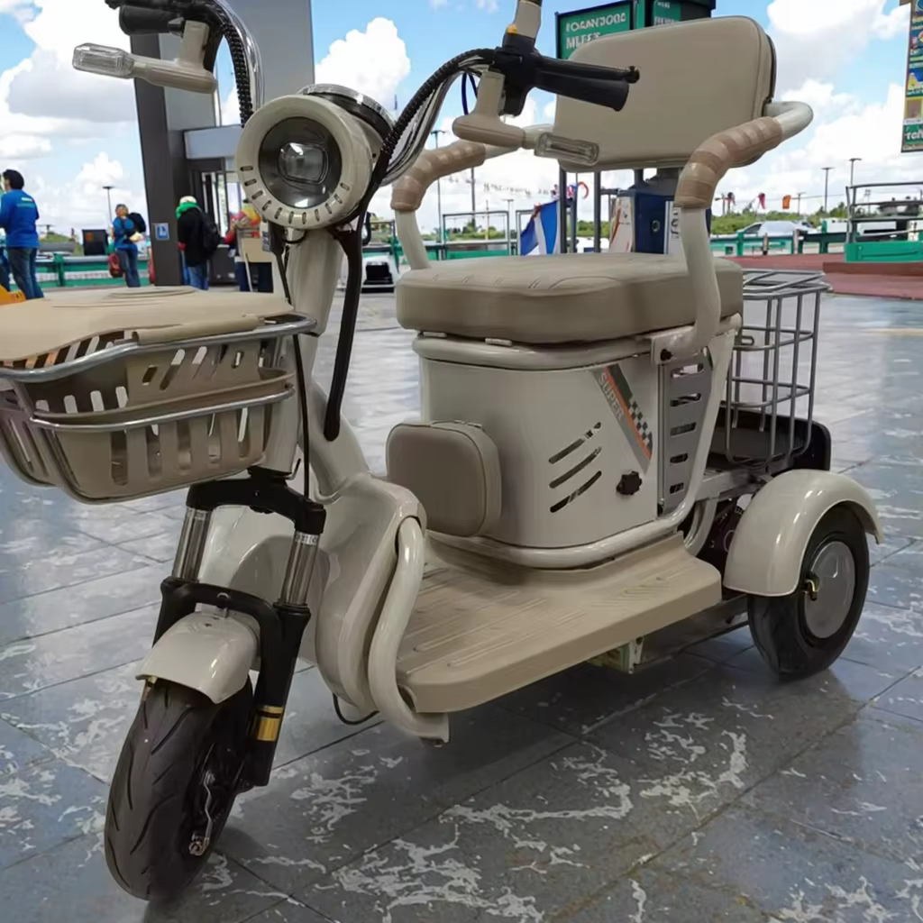 Chang Li 3-Wheeled Electric Scooter Tricycle — image 2