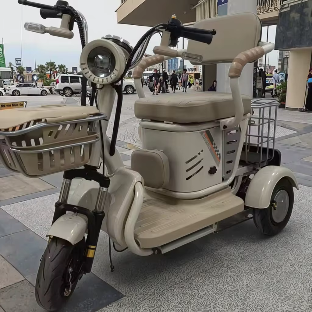 Chang Li 3-Wheeled Electric Scooter Tricycle — image 5