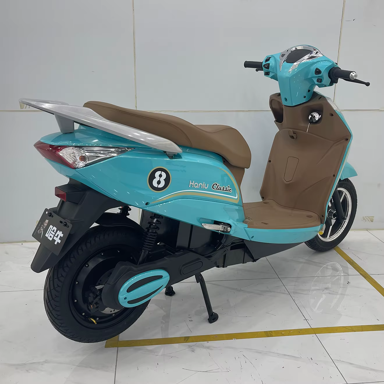 2025 Manufacturer's Electric Motorcycle Scooter — image 3