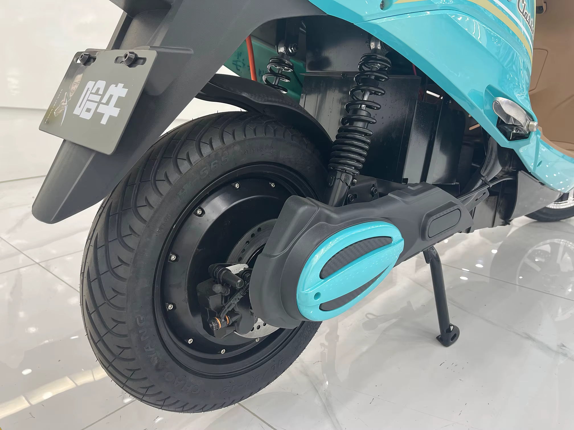 2025 Manufacturer's Electric Motorcycle Scooter — image 7