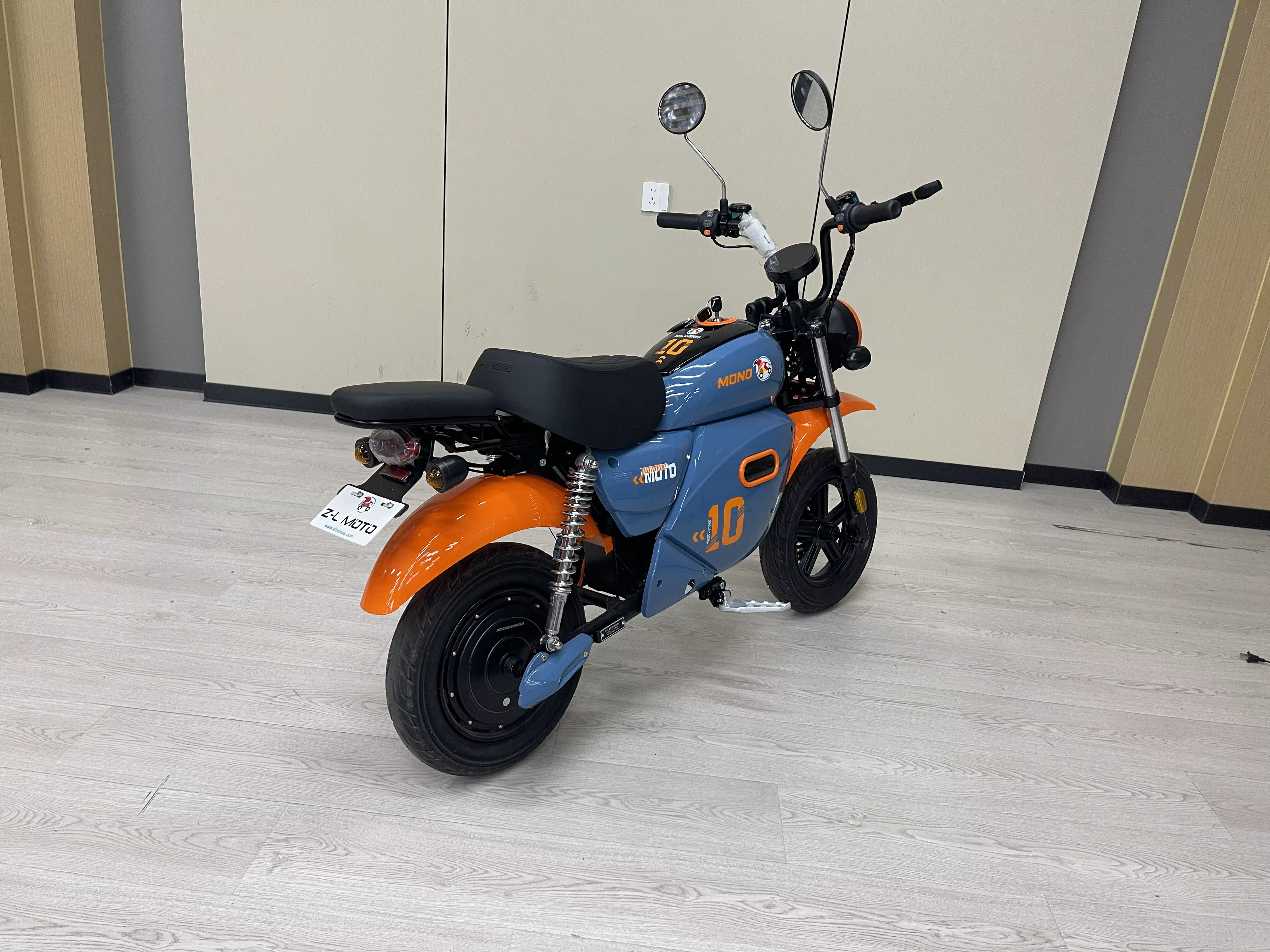 2025 600W 48-72V Lithium Battery Electric Motorcycle for Adults — image 6