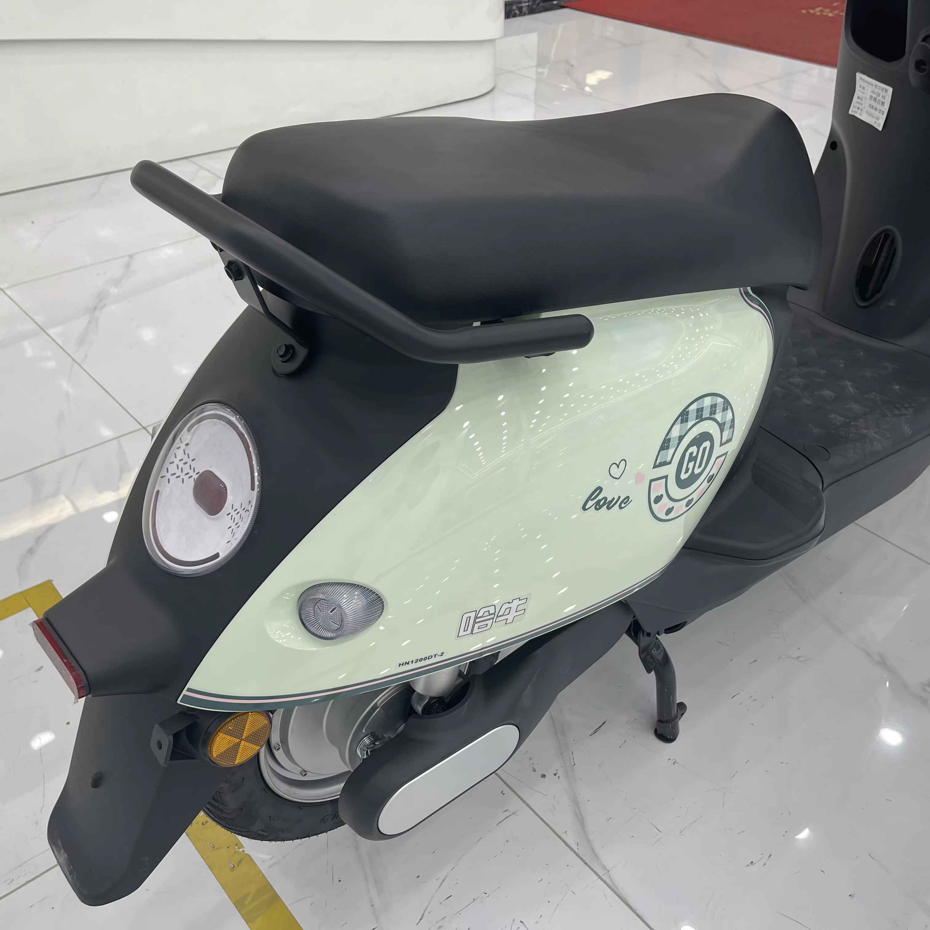 600W Energy-Efficient Electric Bicycle — image 6