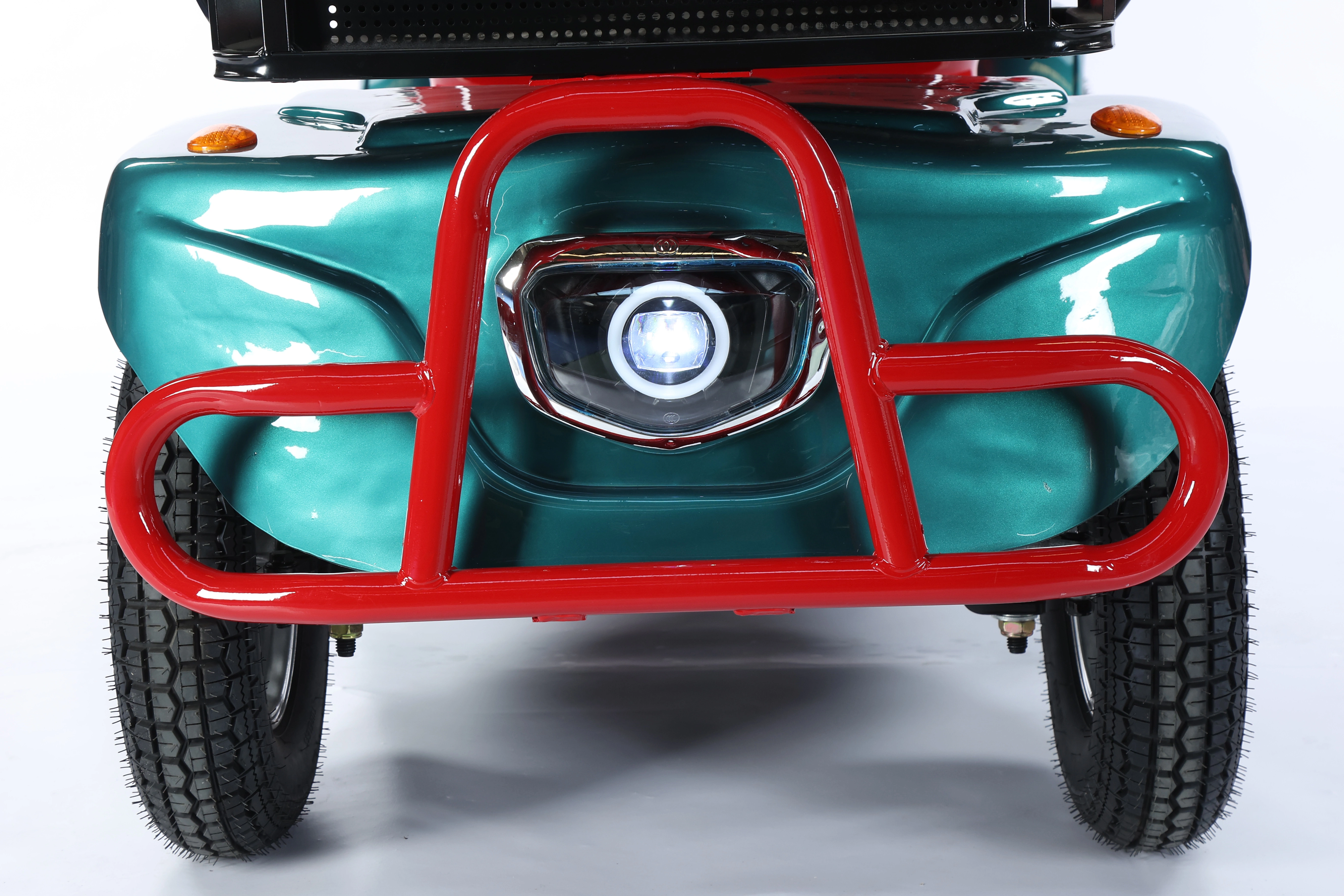 High-Performance Four-Wheel Electric Golf Cart with Remote Control — image 5