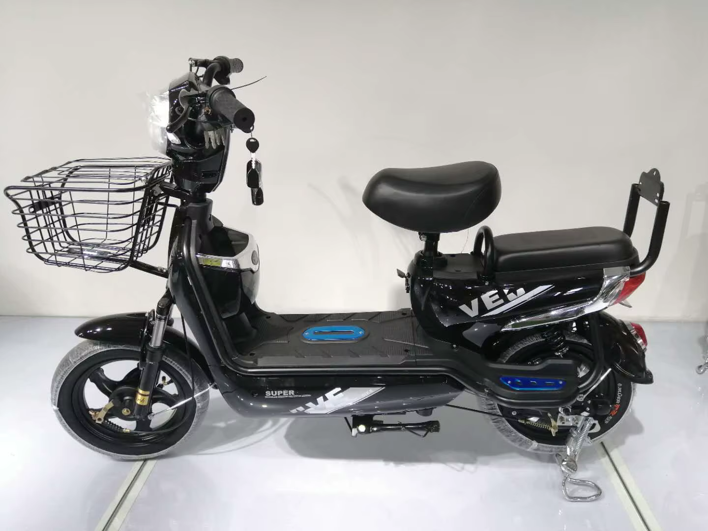 12ah Fashionable City Electric Bicycle — image 2