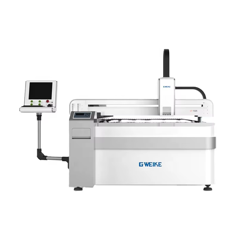 LF1325LC 1000-3000W 20mm Metal and Nonmetal CNC 1325 Fiber Laser Cutting Machine — image 4