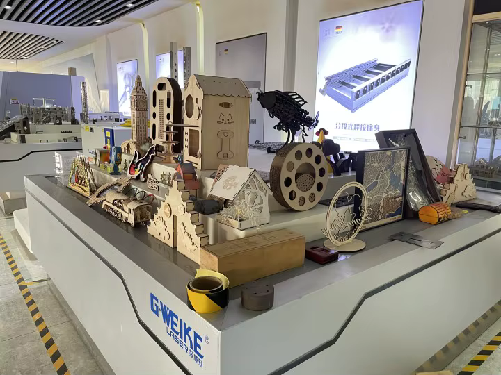 4x8ft Large Size CO2 Laser Cutting Machine — image 3