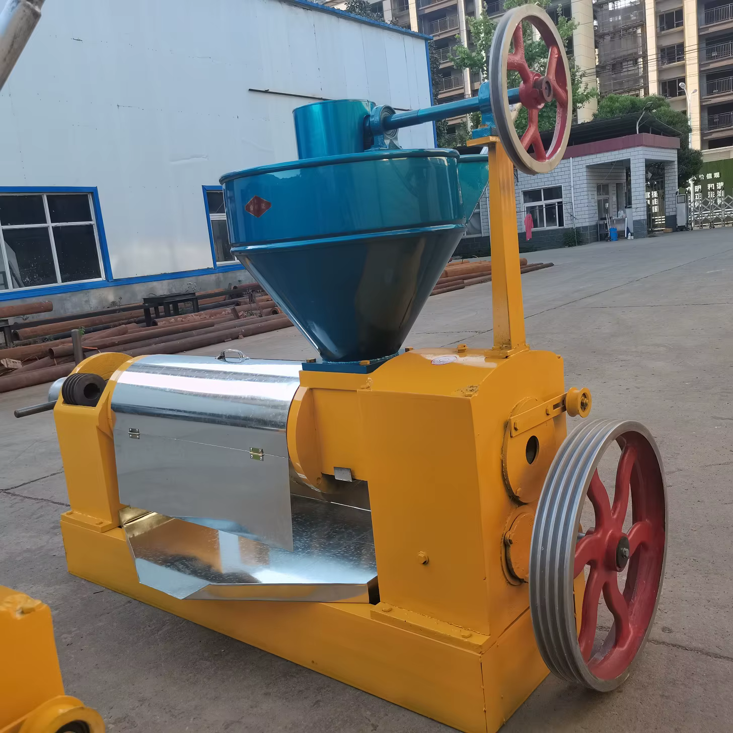 Sunflower Soybean Combined Oil Pressure Machine 1-3 T/h — image 4