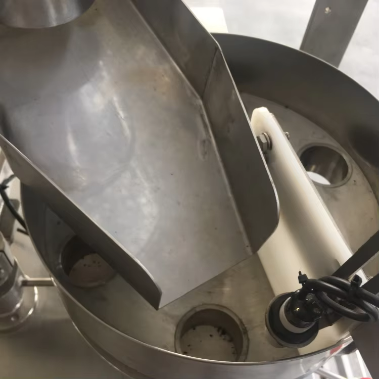 LWT High-Speed Fully Automatic Universal Granule Packing Machine — image 3