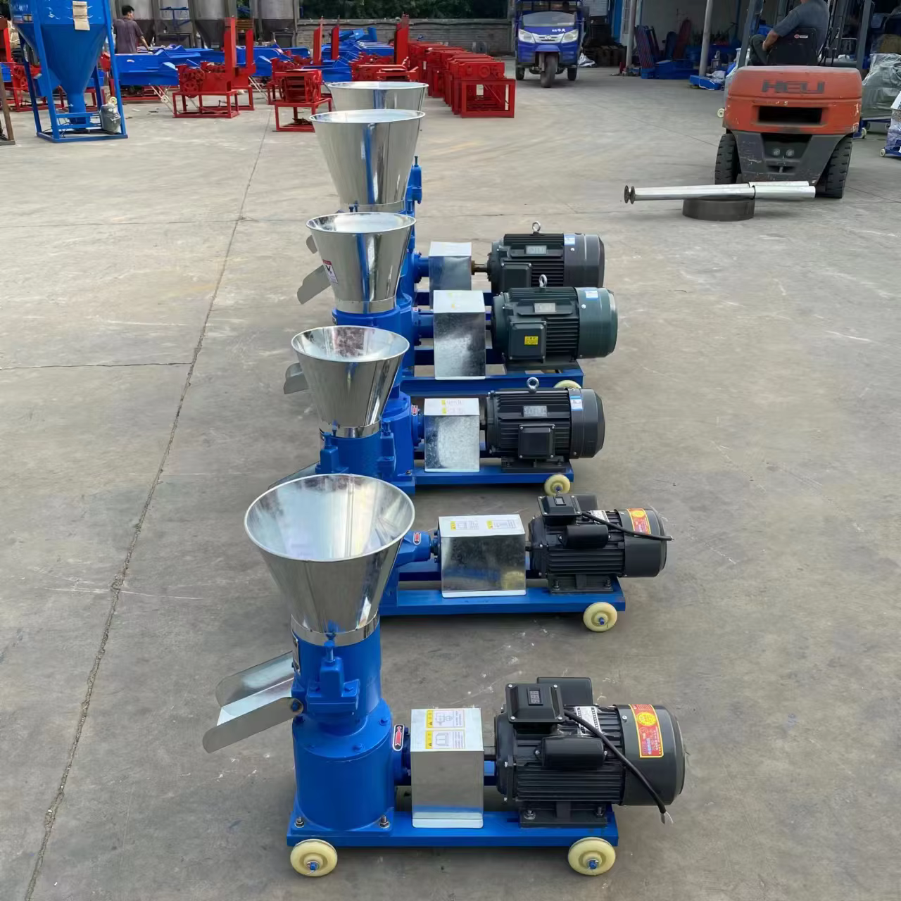 HHD Summit Tools Store Automatic Pellet Machine — image 3