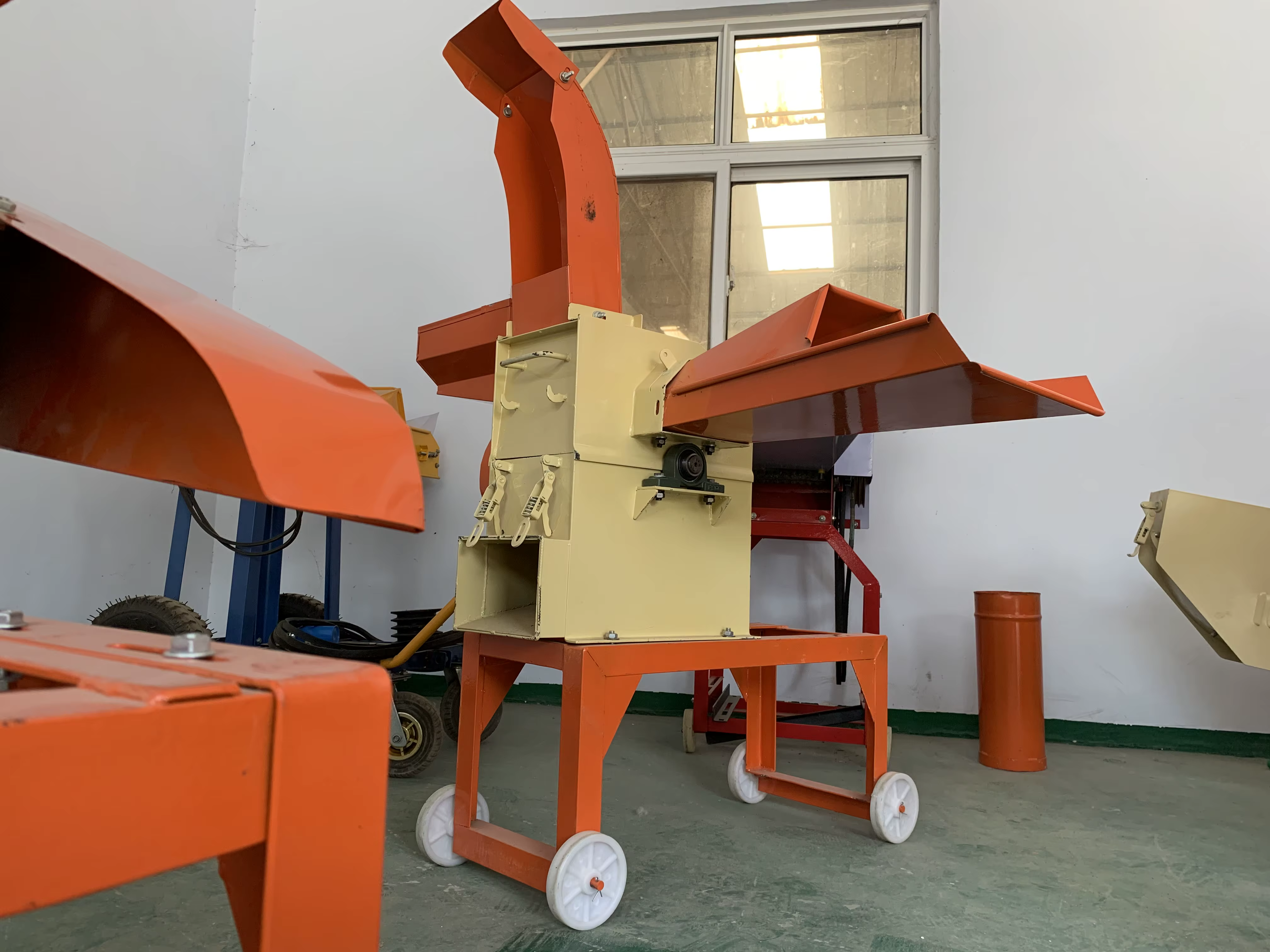 9ZF-400-20 Crop Stalk Cutter and Grinder for Animal Feed — image 5